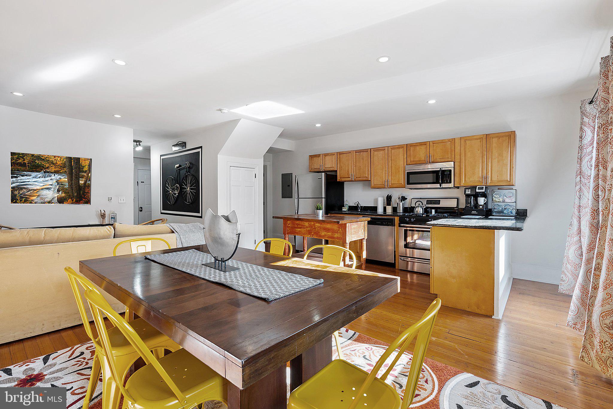 2134 Locust Street, Unit 4R Philadelphia, PA 19103 - Photo 7 of 30