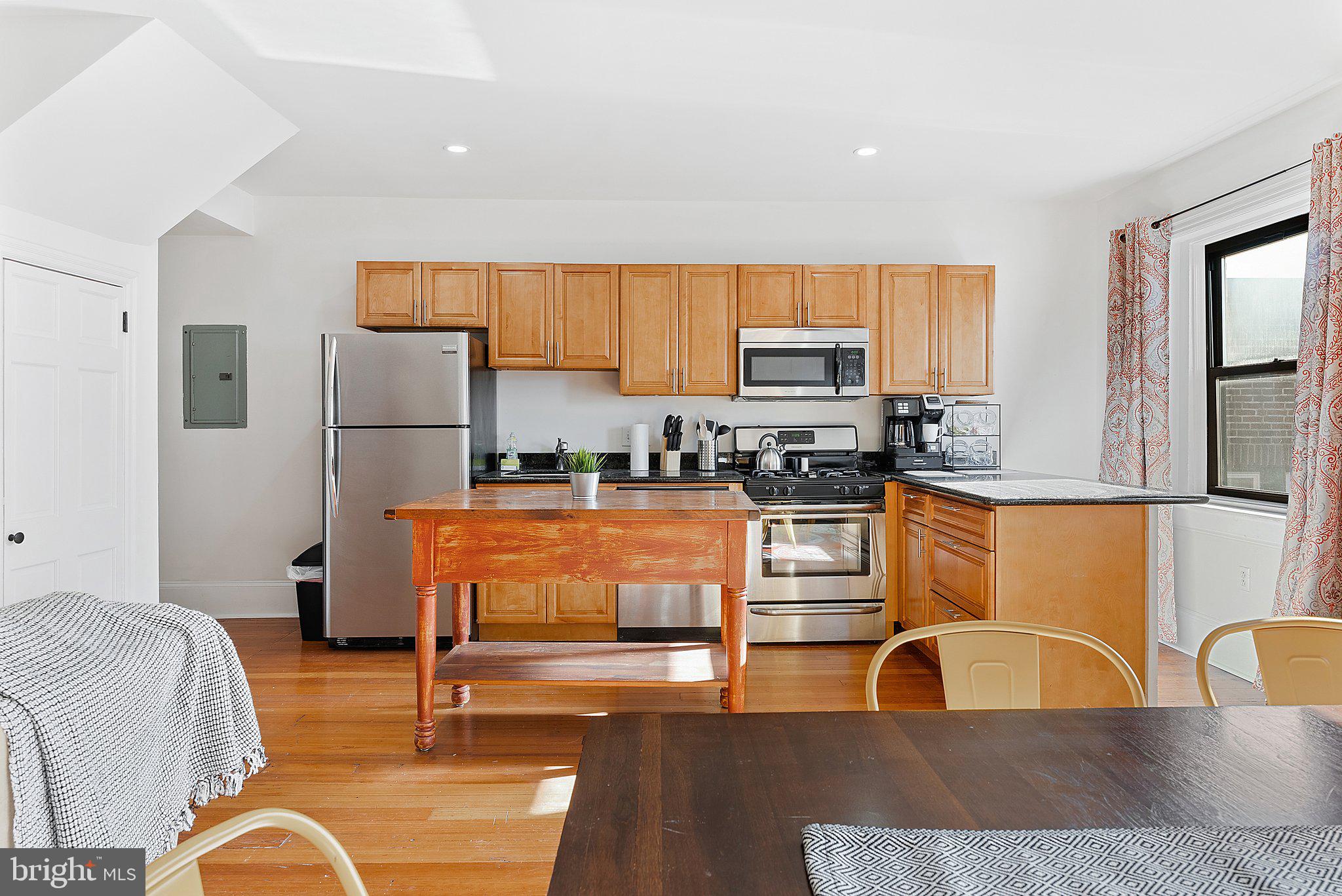 2134 Locust Street, Unit 4R Philadelphia, PA 19103 - Photo 8 of 30