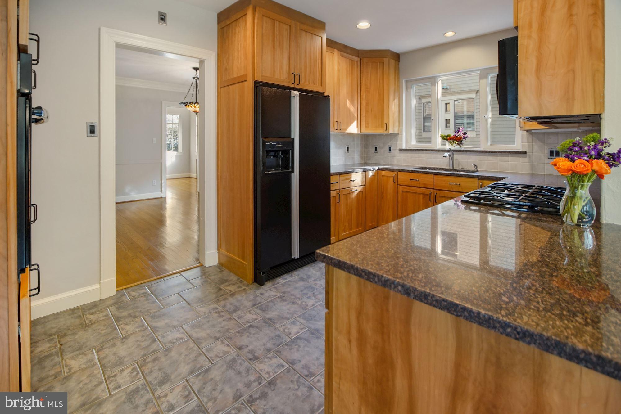 8119 Flower Avenue Takoma Park, MD 20912 - Photo 15 of 49