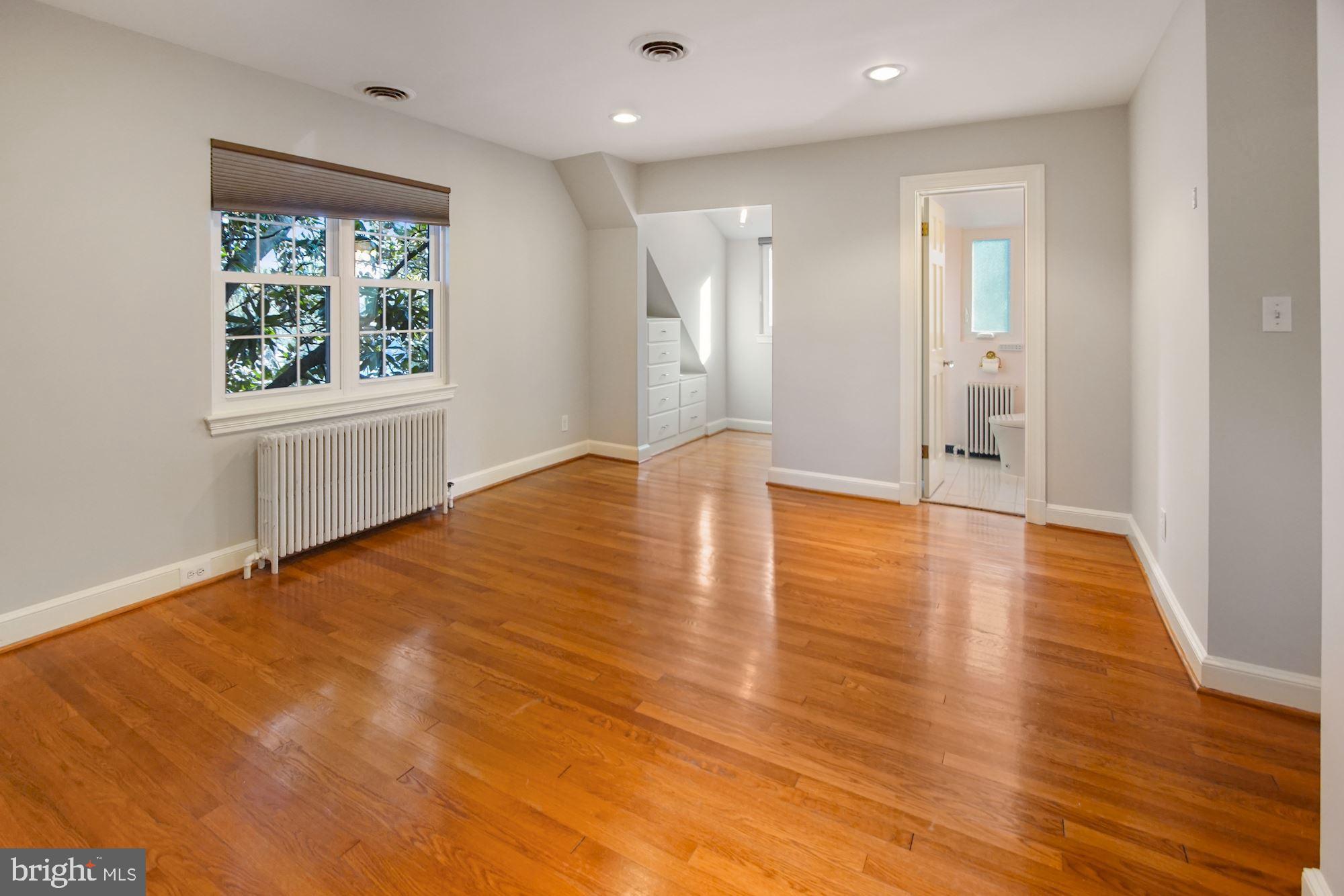 8119 Flower Avenue Takoma Park, MD 20912 - Photo 33 of 49