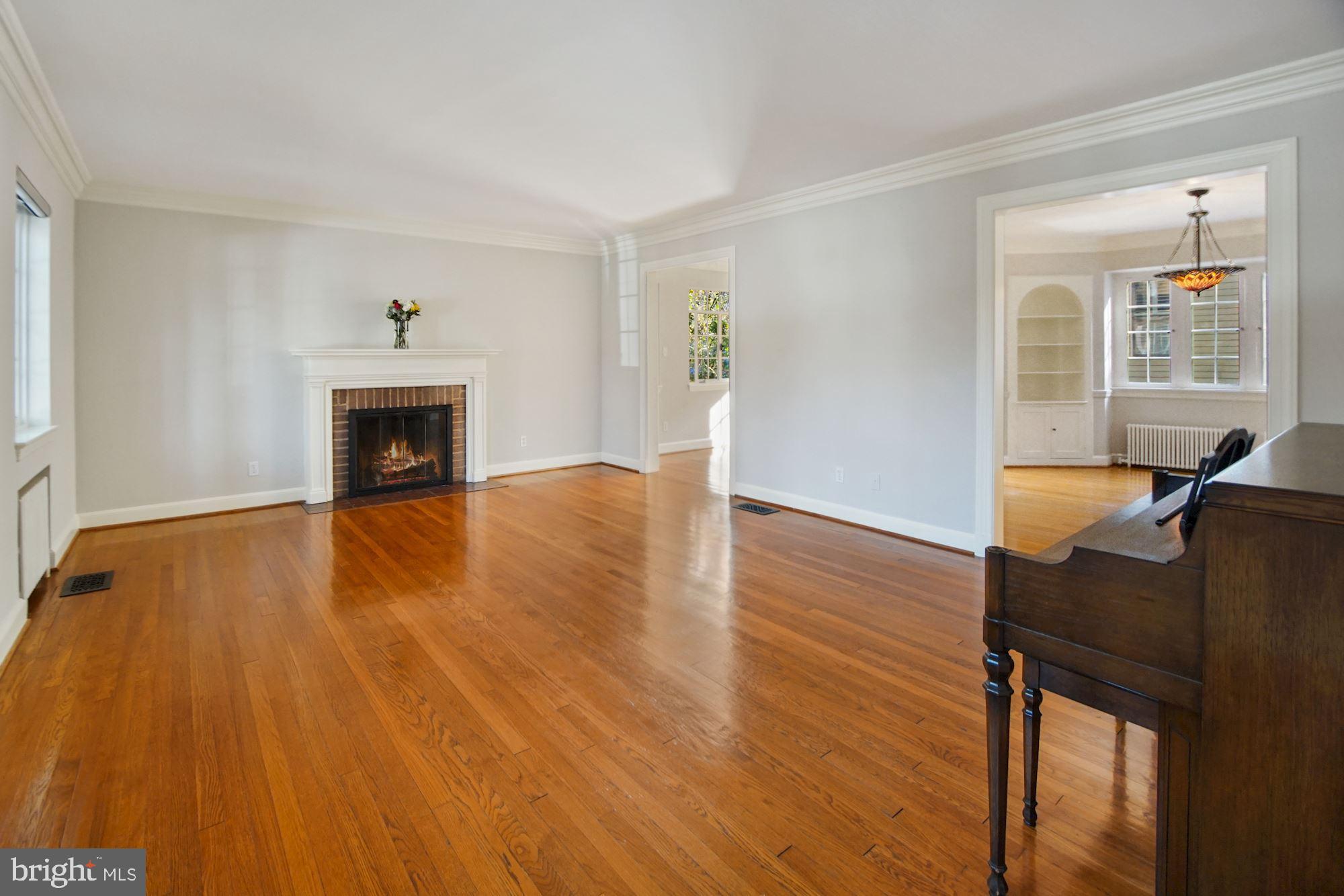 8119 Flower Avenue Takoma Park, MD 20912 - Photo 6 of 49