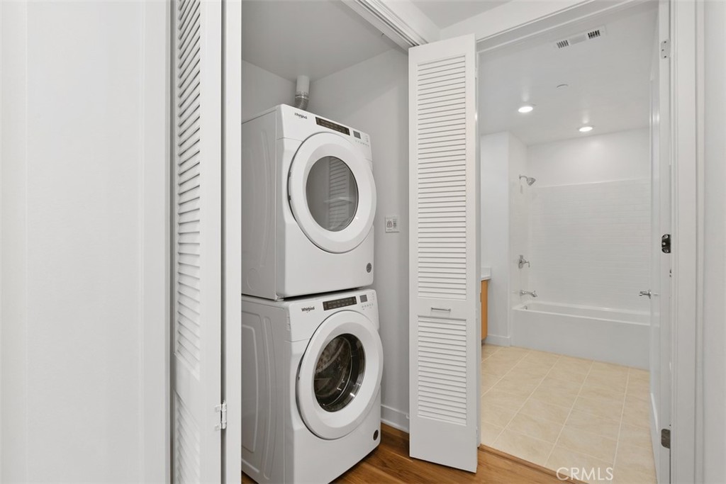 1407 Rivington Irvine, CA 92612 - Photo 25 of 34 Interior Laundry Closet