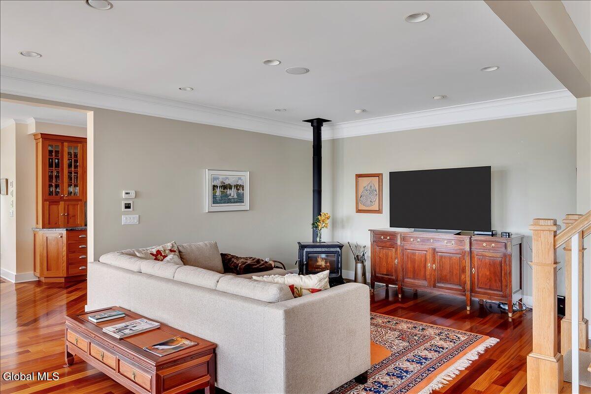 248 Van Wies Point Road Bethlehem, NY 12077 - Photo 5 of 34 009-P1914515