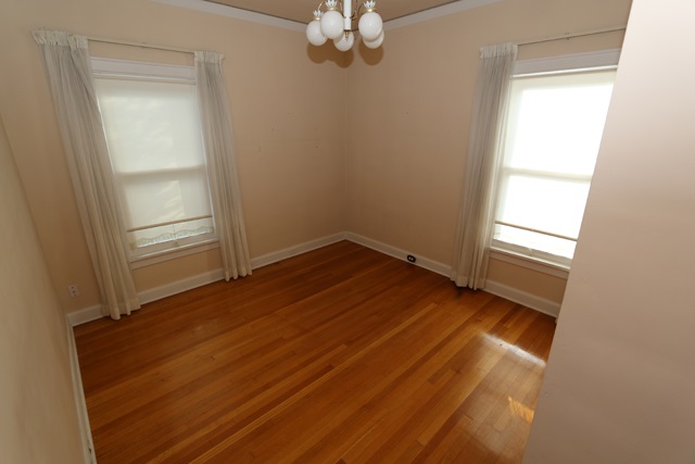 2323 North Prospect Road Peoria, IL 61603 - Photo 14 of 36 Gallery Image 14