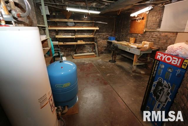 2323 North Prospect Road Peoria, IL 61603 - Photo 33 of 36 Gallery Image 33