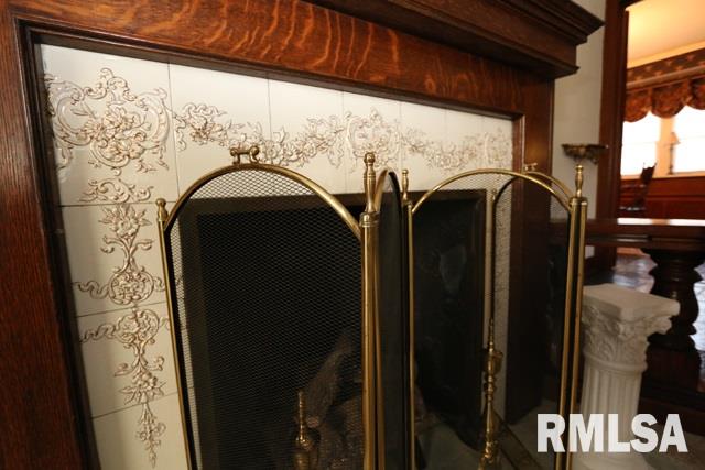 2323 North Prospect Road Peoria, IL 61603 - Photo 9 of 36 Gallery Image 9