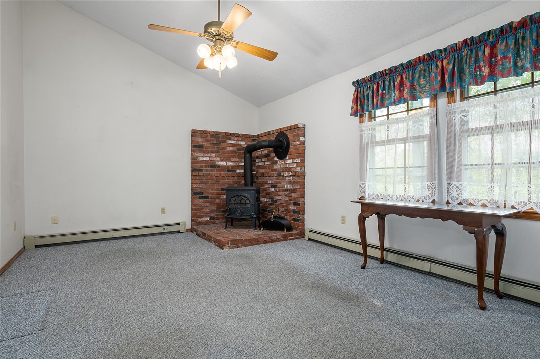 54 Scarborough Road Cumberland, RI 02864 - Photo 11 of 23 Gallery Image 11
