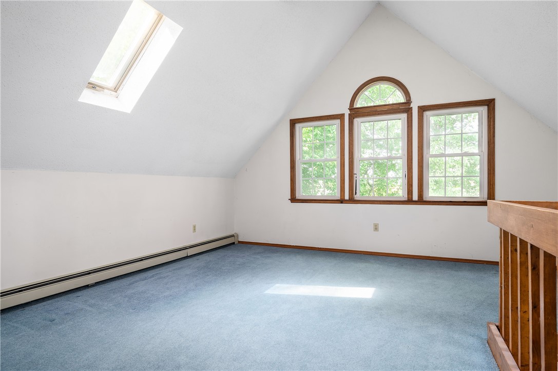 54 Scarborough Road Cumberland, RI 02864 - Photo 16 of 23 Gallery Image 16