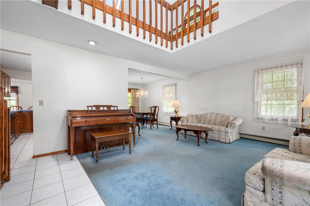 54 Scarborough Road Cumberland, RI 02864 - Photo 5 of 23 Gallery Image 5
