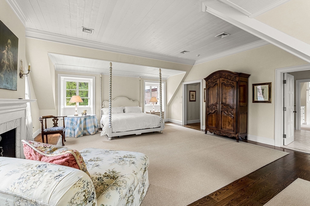 110 Juniper Road Belmont, MA 02478 - Photo 23 of 38