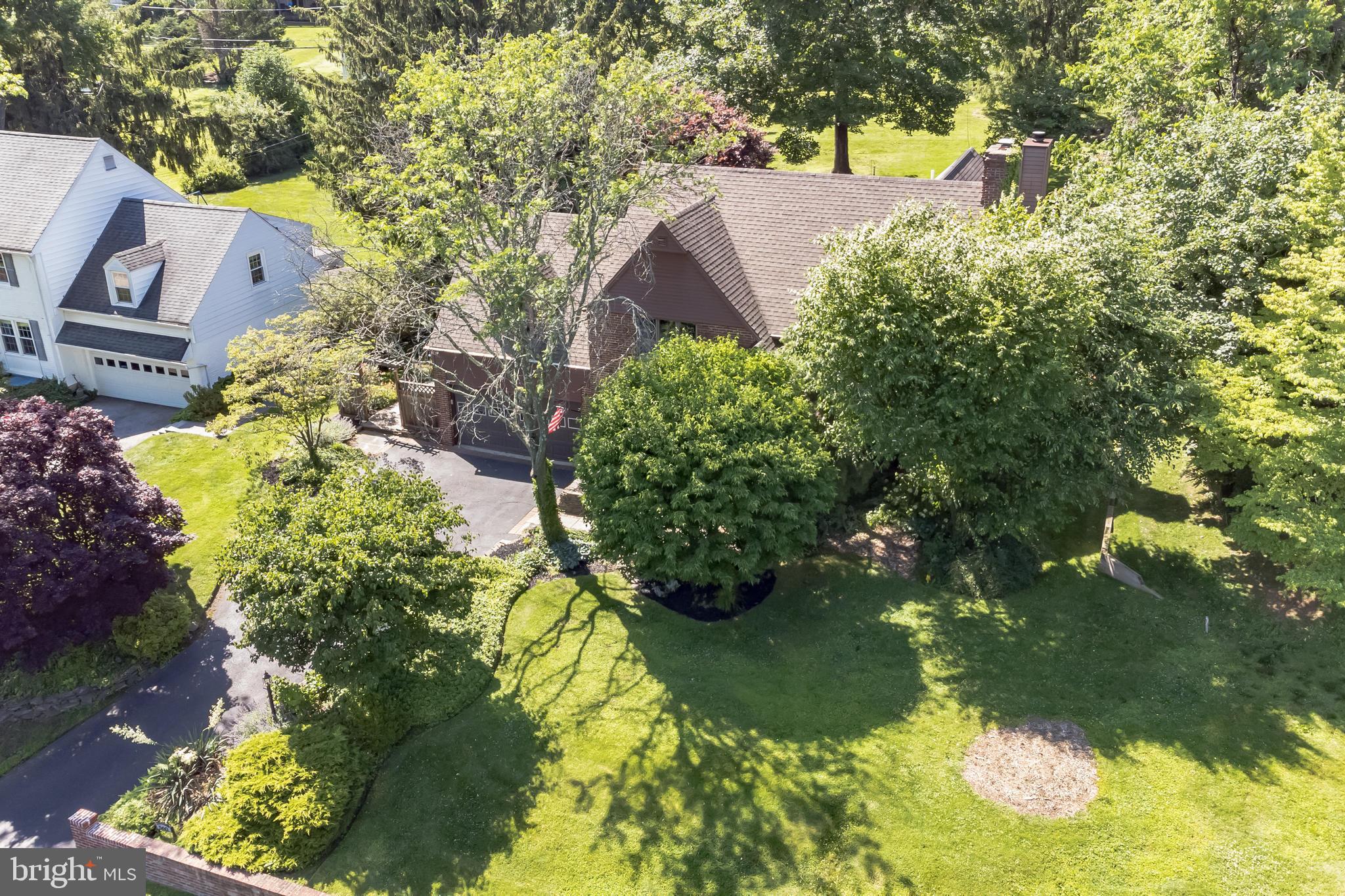 560 Baeder Road Jenkintown, PA 19046 - Photo 2 of 45 AERIAL FRONT VIEW