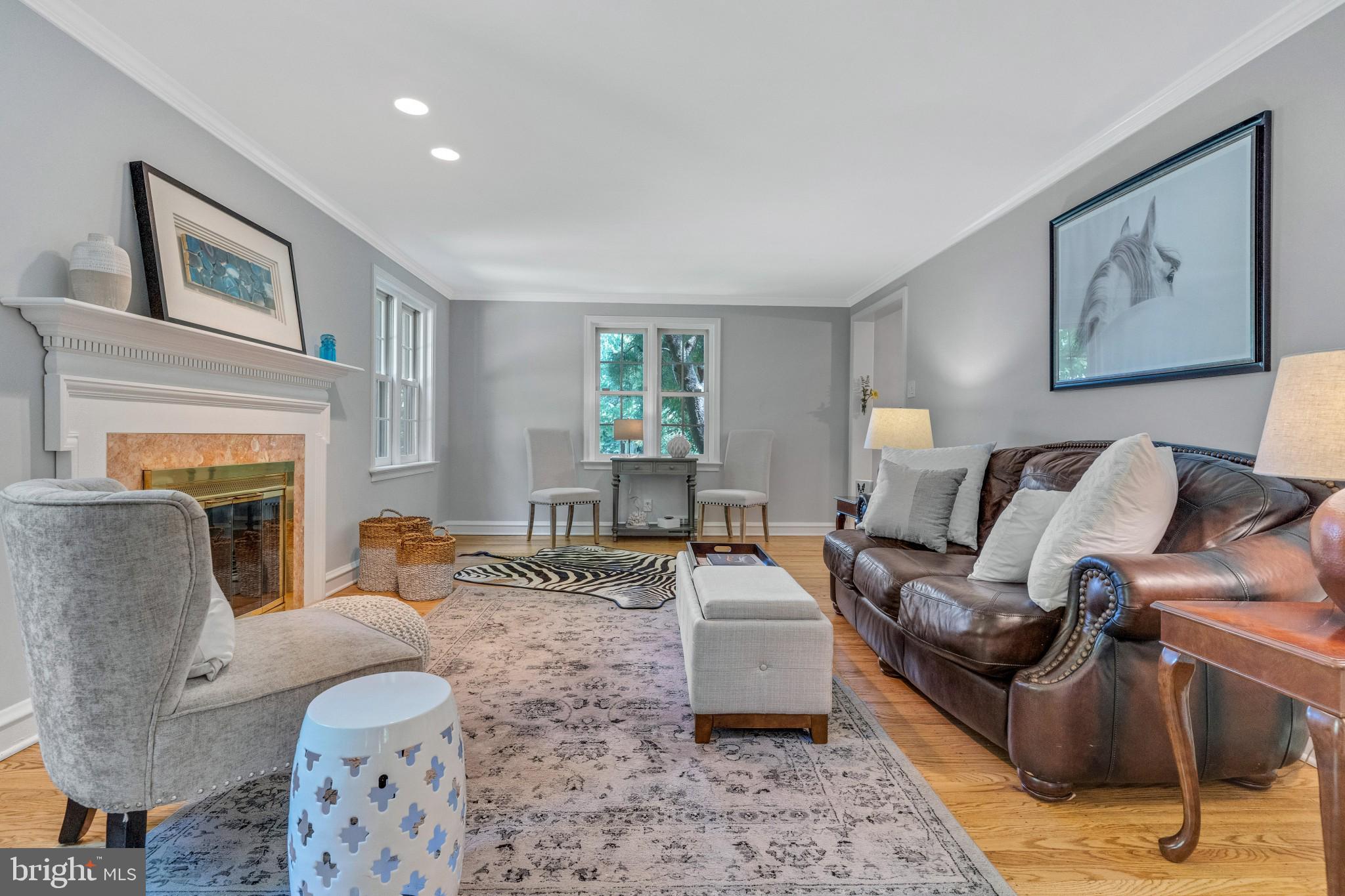 560 Baeder Road Jenkintown, PA 19046 - Photo 7 of 45 LIVING ROOM