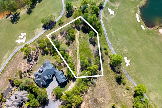 $395,500 | 249 Long Cove Court, Sunset, SC 29685