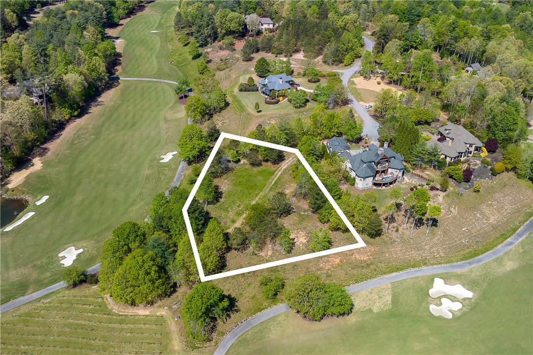 249 Long Cove Court Sunset, SC 29685 - Photo 10 of 21 Property lines depicted on aerial photographs may not be representative of actual property lines.