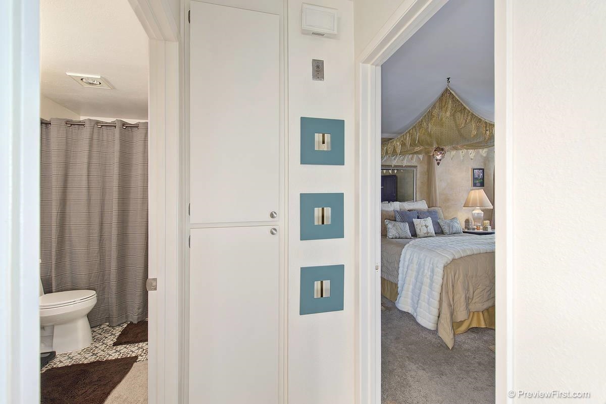 5922 Rancho Mission Road, Unit 69 San Diego, CA 92108 - Photo 11 of 25