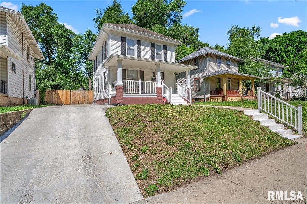 2509 South 10th Street Springfield, IL 62703 - Photo 3 of 20