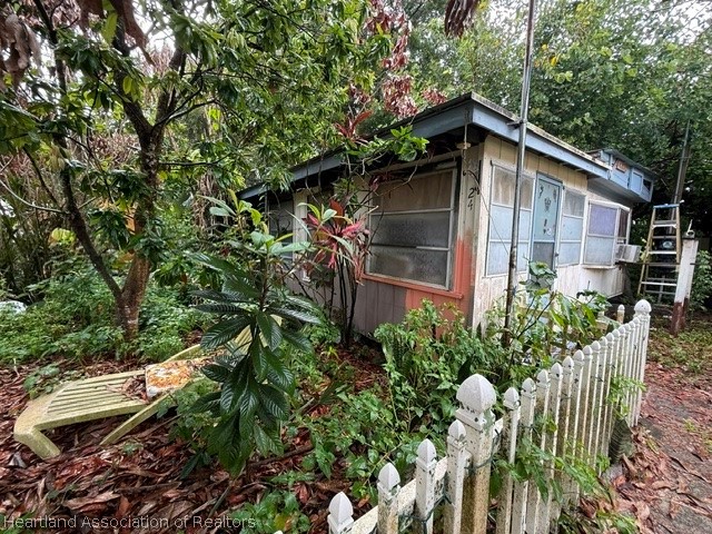 24 Country Road Lorida, FL 33857 - Photo 2 of 23 Gallery Image 2