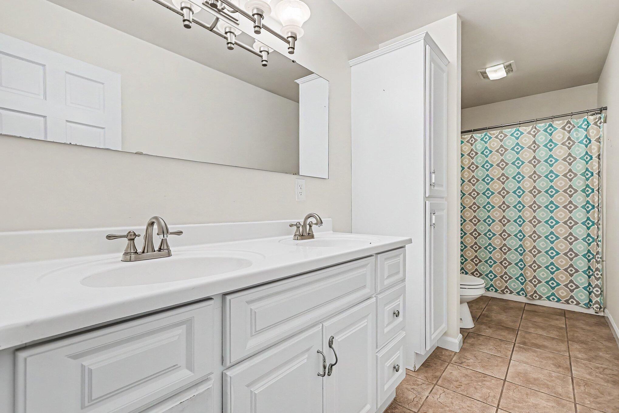 3086 Springbrook Drive Kalamazoo, MI 49004 - Photo 23 of 56 039_file_2575