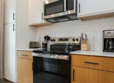 $1,398 | 4001 Roseland Avenue, Dallas, TX 75204