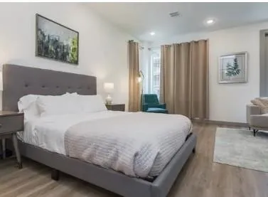 $1,398 | 4001 Roseland Avenue, Dallas, TX 75204