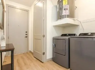 $1,398 | 4001 Roseland Avenue, Dallas, TX 75204