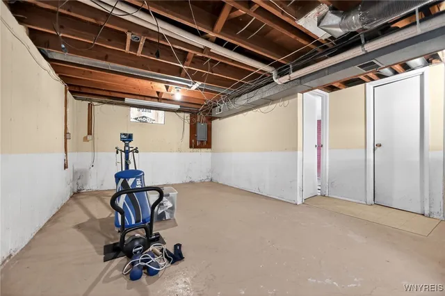 $189,000 | 403 Brody Drive, Utica, NY 13502