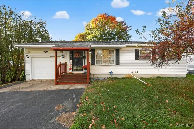 $189,000 | 403 Brody Drive, Utica, NY 13502