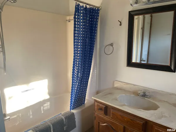 $189,000 | 11729 Kevin Lane, Carterville, IL 62918