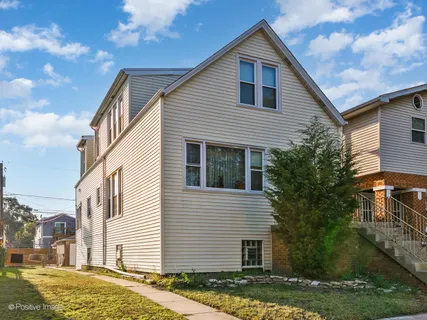 $414,000 | 2712 North Oak Park Avenue, Chicago, IL 60707