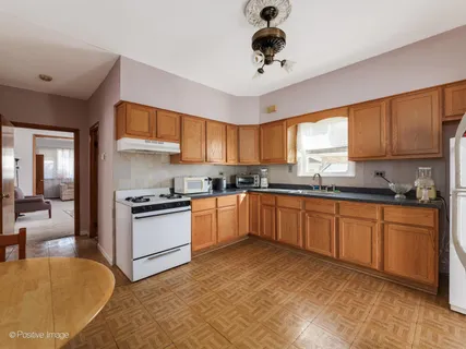 $414,000 | 2712 North Oak Park Avenue, Chicago, IL 60707