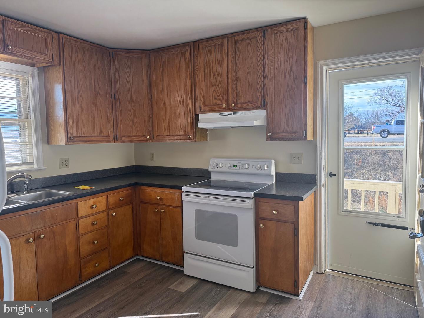 1010 Bernstein Road Fredericksburg, VA 22407 - Photo 7 of 22 Kitchen