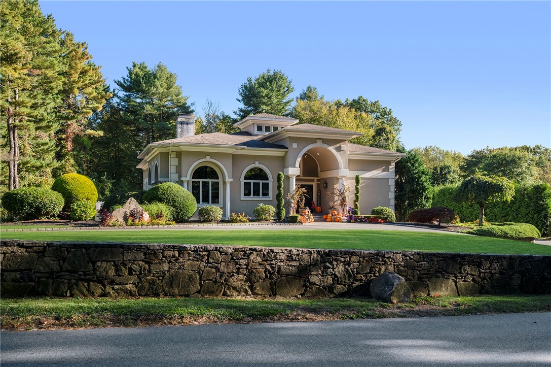 55 Wilbur Road Lincoln, RI 02865 - Photo 1 of 49