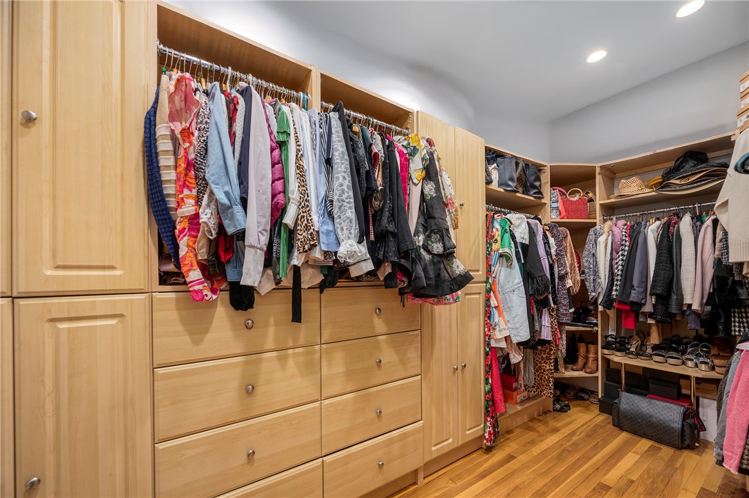 55 Wilbur Road Lincoln, RI 02865 - Photo 16 of 49