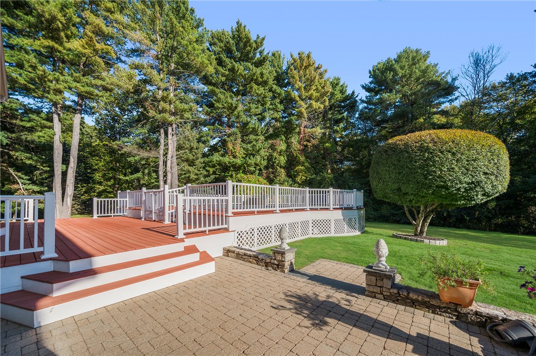 55 Wilbur Road Lincoln, RI 02865 - Photo 33 of 49