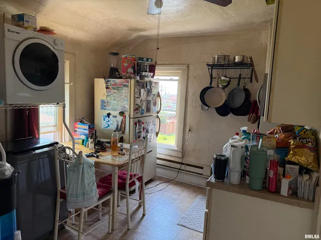 $130,000 | 105-109 Northeast 5th Avenue, Aledo, IL 61231