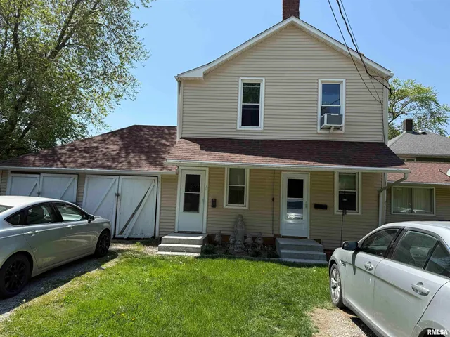 $130,000 | 105-109 Northeast 5th Avenue, Aledo, IL 61231