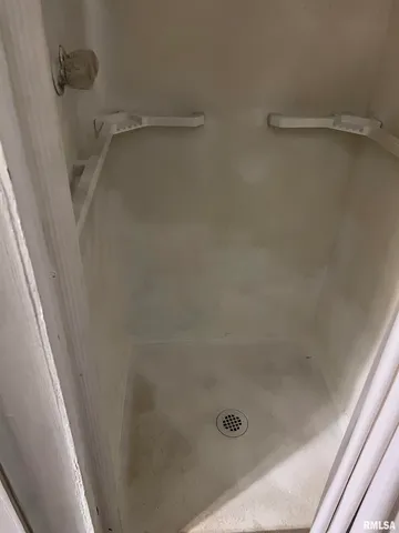 $130,000 | 105-109 Northeast 5th Avenue, Aledo, IL 61231