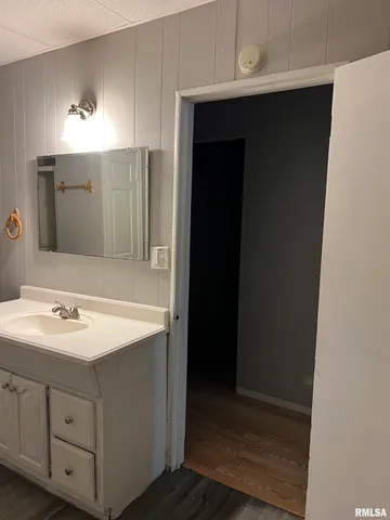 $130,000 | 105-109 Northeast 5th Avenue, Aledo, IL 61231