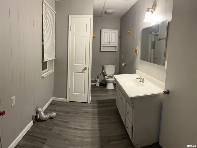 $130,000 | 105-109 Northeast 5th Avenue, Aledo, IL 61231