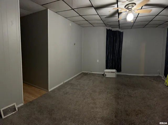 $130,000 | 105-109 Northeast 5th Avenue, Aledo, IL 61231