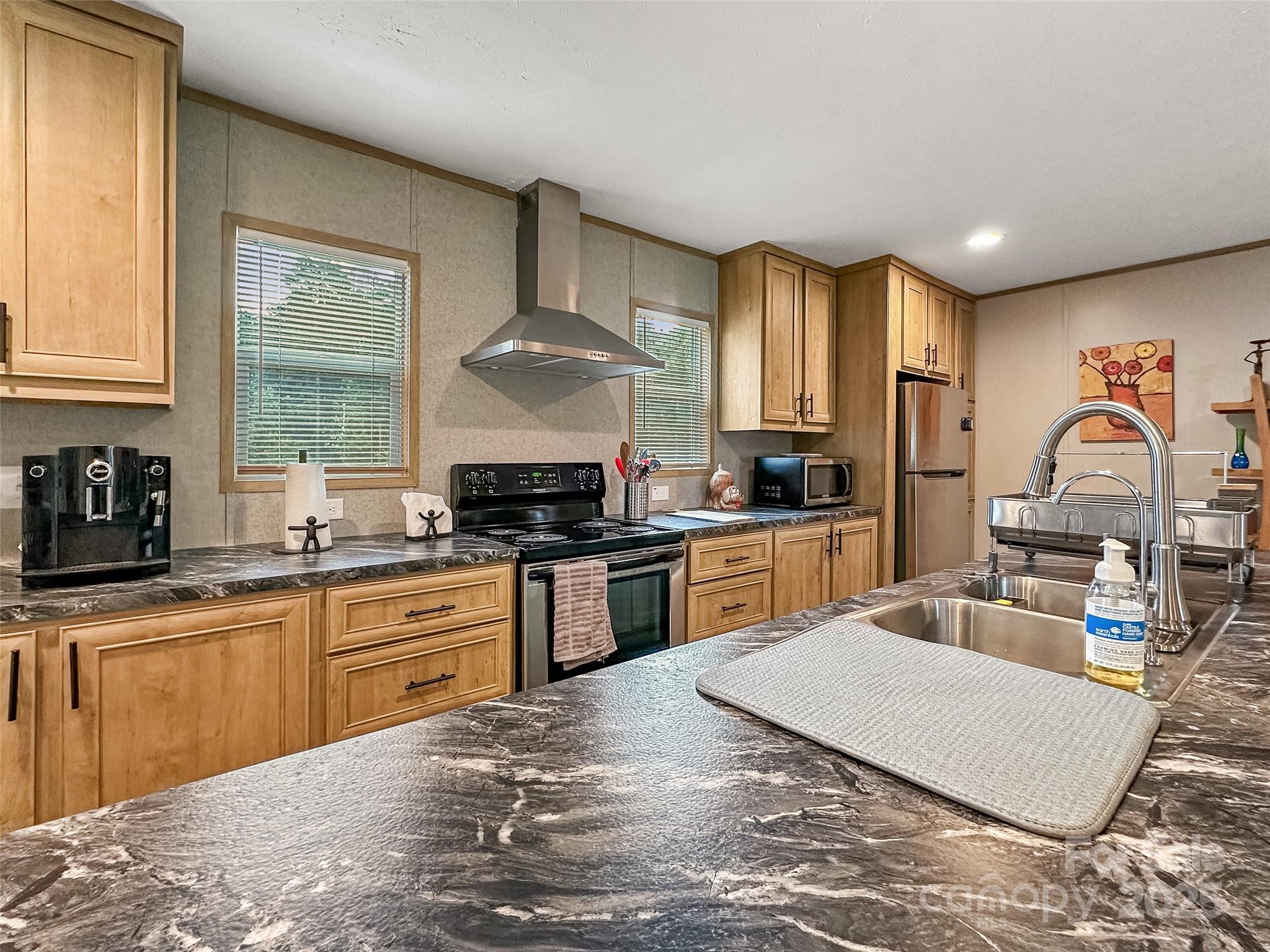 624 Legion Road Lenoir, NC 28645 - Photo 14 of 31 Gallery Image 14
