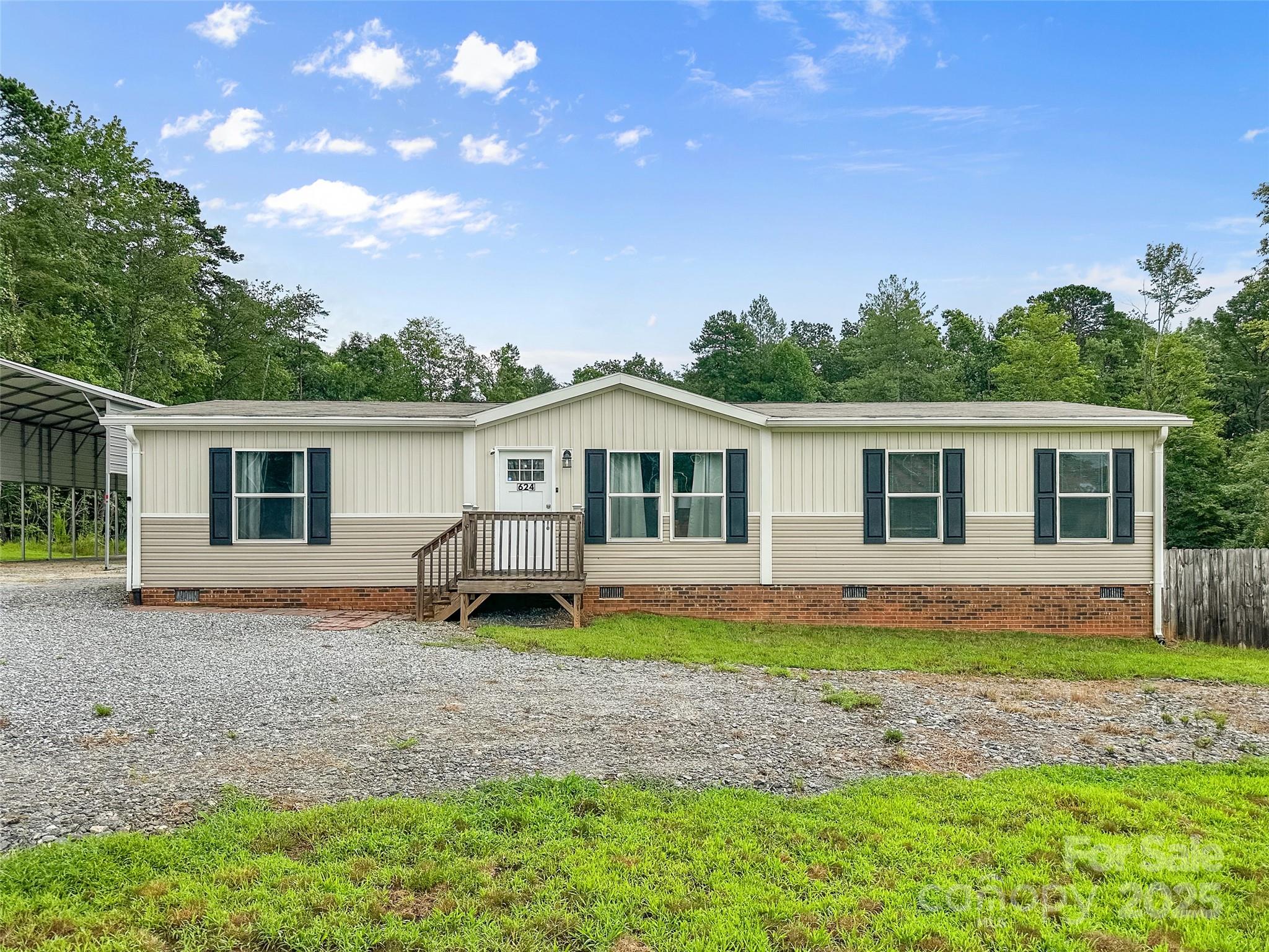 624 Legion Road Lenoir, NC 28645 - Photo 2 of 31 Gallery Image 2