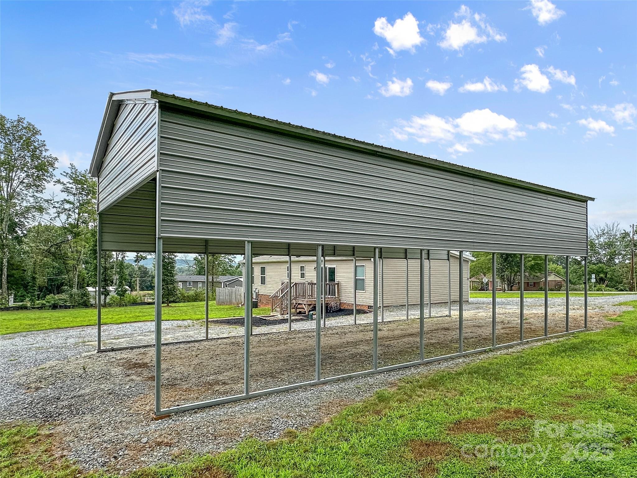624 Legion Road Lenoir, NC 28645 - Photo 5 of 31 Gallery Image 5