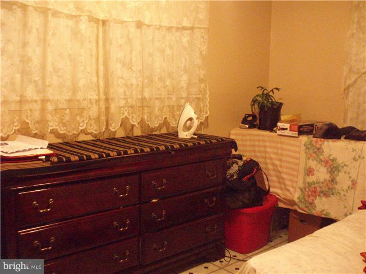 814 Tomlinson Road Philadelphia, PA 19116 - Photo 6 of 12 Master Bedroom