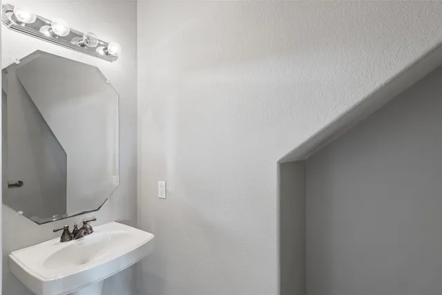 $675,000 | 16 Mountain Terrace Cove, Austin, TX 78734