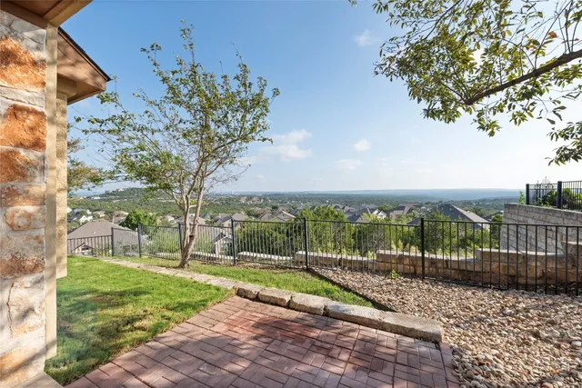 $675,000 | 16 Mountain Terrace Cove, Austin, TX 78734