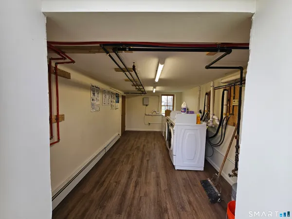 $1,854 | 94-96 Edwards Street, Unit 2A, Hartford, CT 06120