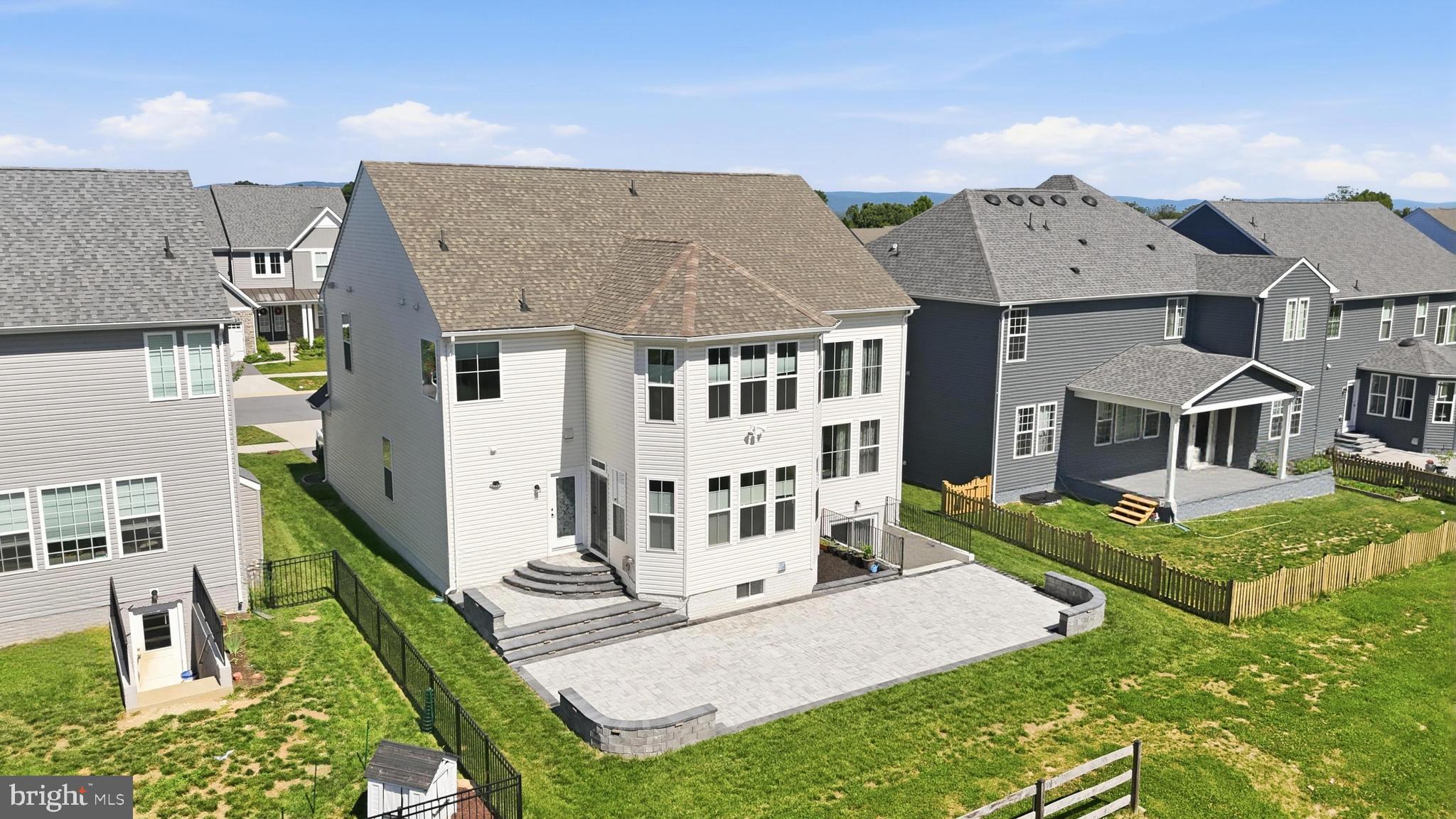 5707 Hawk Ridge Road Frederick, MD 21704 - Photo 10 of 46 Welcome HOME to 5797 Hawk Ridge Rd!
