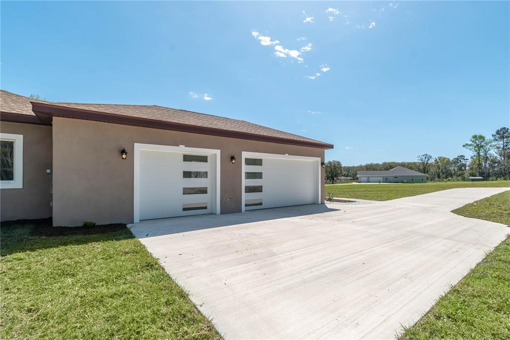 4869 Northwest 101st St Road Ocala, FL 34482 - Photo 38 of 48 Plenty of parking for turn around