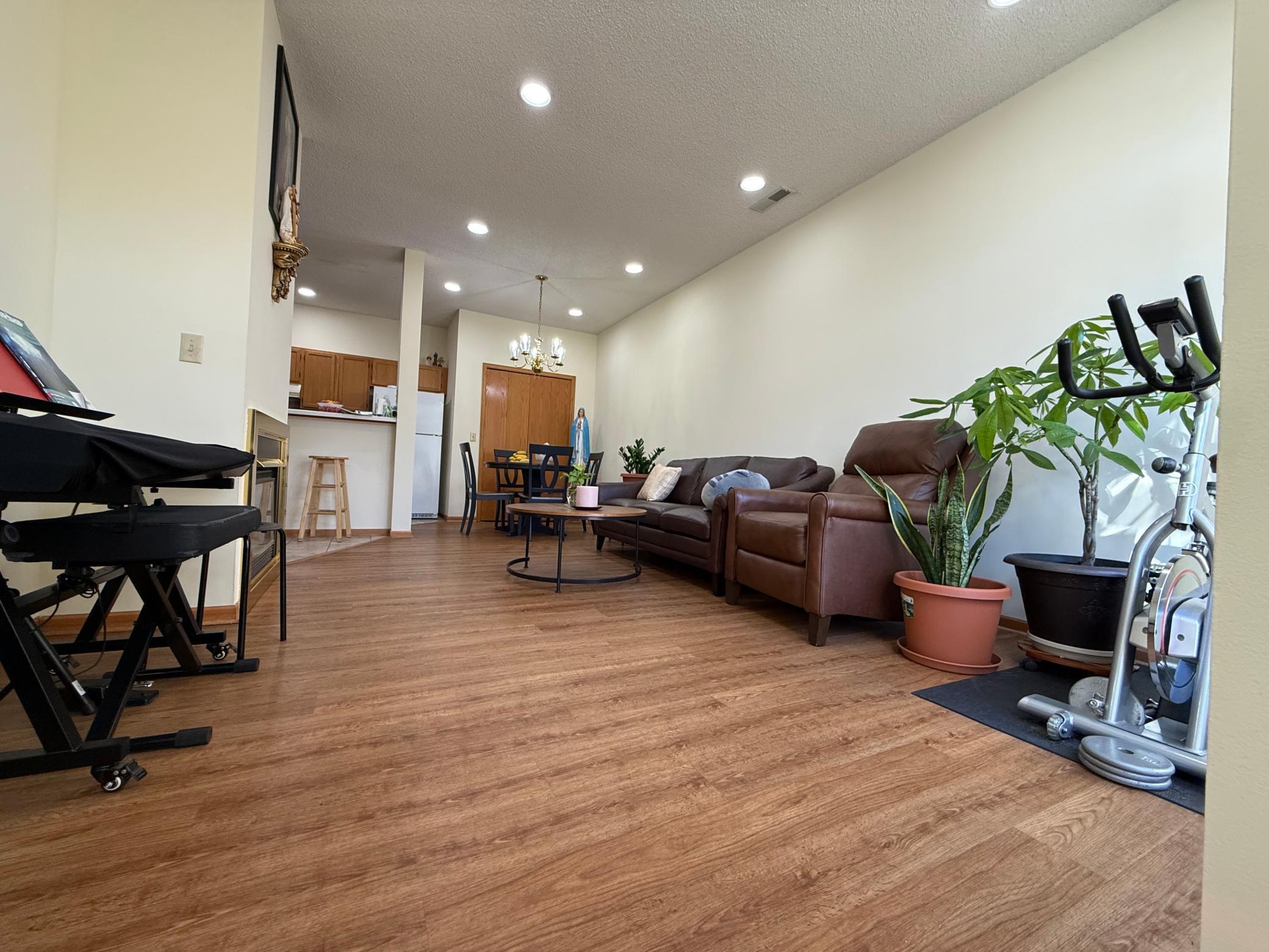 15503 Gateway Path, Unit 128 Apple Valley, MN 55124 - Photo 5 of 21